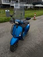 Vespa sprint a klasse, Fietsen en Brommers, Ophalen, Overige modellen, Klasse A (25 km/u), Zo goed als nieuw