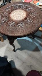 Table sculptee, Enlèvement ou Envoi