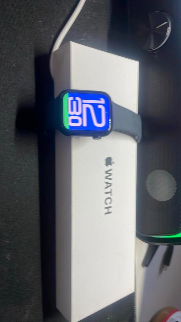 Apple Watch SE (2nd generation), Handtassen en Accessoires, Smartwatches, Zo goed als nieuw, Zwart, GPS, Waterdicht, Ophalen of Verzenden