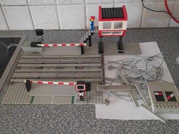2 Lego treinoverwegen nr. 7866 en 146. beschikbaar voor biedingen