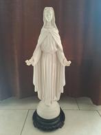 Prachtig vintage marmeren beeld Madonna Delle Rose 78,5cm, Antiek en Kunst, Antiek | Religieuze voorwerpen, Ophalen