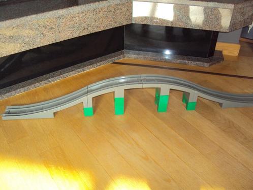 Duplo, de gekende super lange brug! Met groene blokjes, Kinderen en Baby's, Speelgoed | Duplo en Lego, Duplo, Ophalen of Verzenden