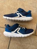 Lichte sportschoenen maat 33 in goede staat., Ophalen, Zo goed als nieuw, Sportschoenen