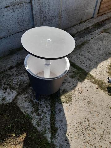 Koelbox partytafel beschikbaar voor biedingen