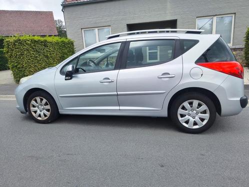 Peugeot 207 sw 1.6 ess automatique carnet clim gps radar, Auto's, Peugeot, Bedrijf, ABS, Boordcomputer, Isofix, Panoramadak, Benzine
