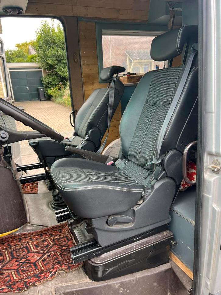 150 zetels met ingebouwde 3p gordel zelfbouw camper bus, Auto-onderdelen, Interieur en Bekleding, Renault, Ophalen