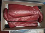 maat 38 met hak in maroon leder, Ophalen, Hoge laarzen, Zo goed als nieuw, Rood