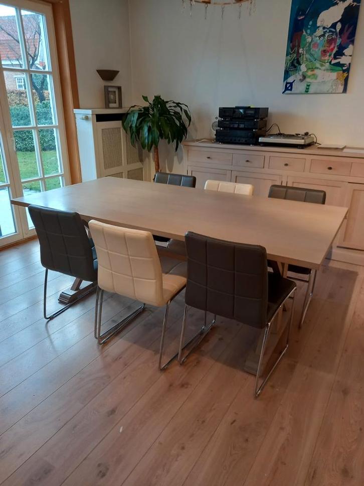 eetplaats tafel dressoir en wandkast, Huis en Inrichting, Tafels | Eettafels, Ophalen