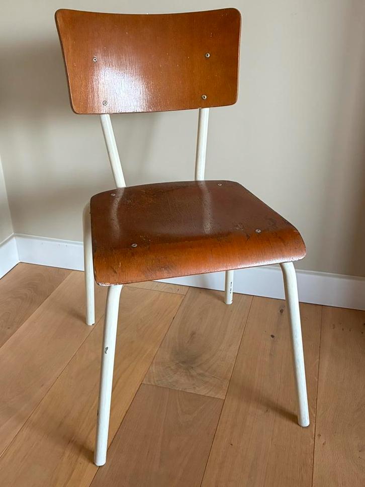 School stoelen - nog 1 beschikbaar - vintage, Huis en Inrichting, Stoelen, Gebruikt, Drie, Hout, Metaal, Bruin, Ophalen