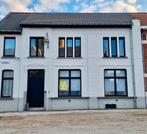 Huis te koop in Zingem, 3 slpks, Vrijstaande woning, 3 kamers, 136 kWh/m²/jaar, 213 m²
