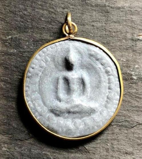 Thaise amulethanger Boeddha, Handtassen en Accessoires, Kettinghangers, Nieuw, Grijs, Overige voorstellingen, Ophalen of Verzenden