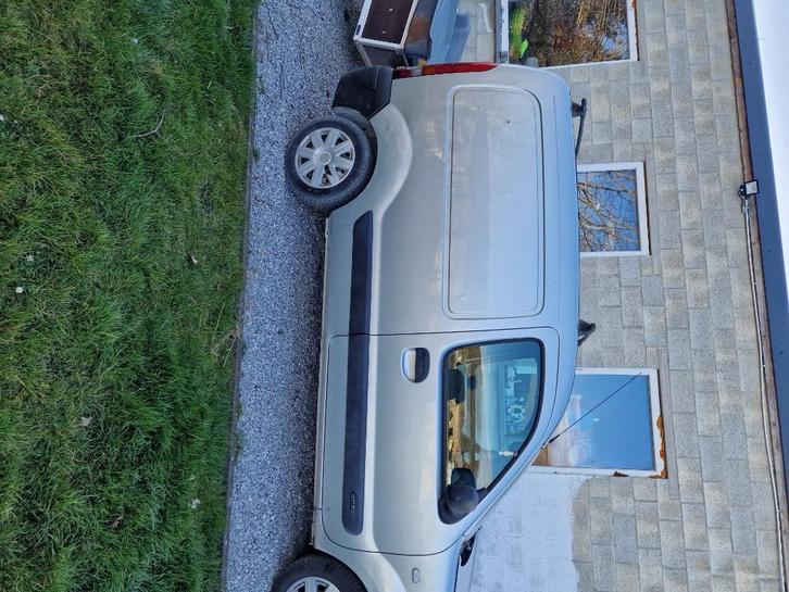 KANGOO serie1, 2003, alle carrosserie- en motoronderdelen, Auto-onderdelen, Carrosserie, Renault, Voor, Ophalen of Verzenden