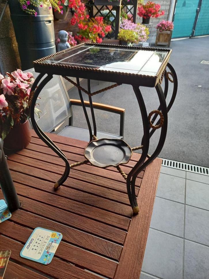 Bloemstaanders 1 in smeedwerk en 1 in volle eik en 1 pagode, Huis en Inrichting, Tafels | Bijzettafels, Vierkant, Ophalen