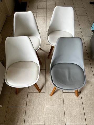 4x eetkamer stoel beschikbaar voor biedingen