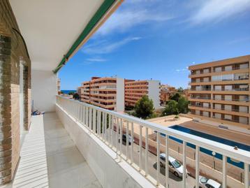 Gerenoveerd appartement 600m/zee in Punta Prima beschikbaar voor biedingen