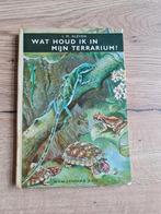 Boek : wat houd ik in mijn terrarium / M. ALEVEN, Boeken, Ophalen of Verzenden, Gelezen