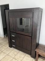 Redelijk moderne houten kast met vitrine en verlichting, Huis en Inrichting, Kasten | Kleerkasten, Ophalen, Gebruikt, Glas, Rustiek modernish