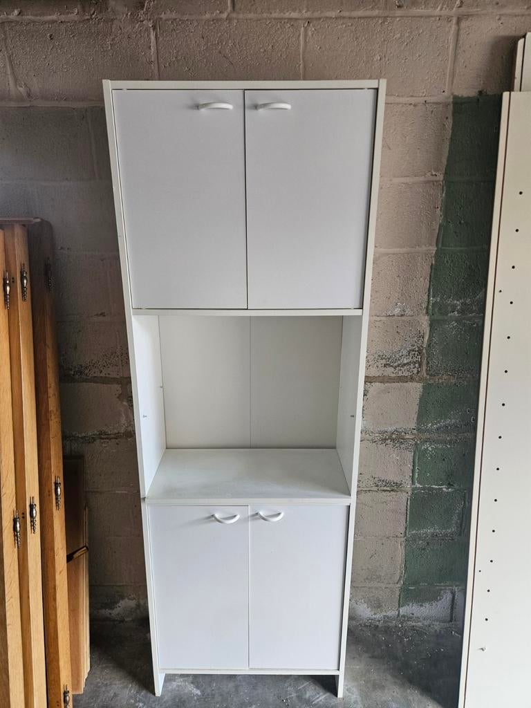 Armoire de salle de bain état d'usage, Maison & Meubles, Salle de bain | Meubles de Salle de bain, Enlèvement