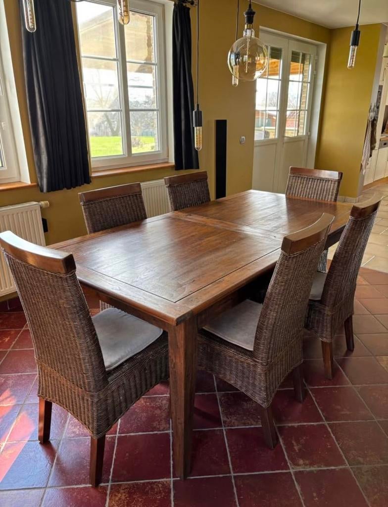 Table en bois massif avec chaises, Enlèvement ou Envoi, Comme neuf