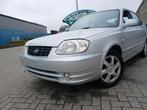 HYUNDAI ACCENT/1400cc BENZINE/120.000KM/AIRCO/12MA GARANTIE, Auto's, Euro 5, Accent, Bedrijf, Zilver of Grijs