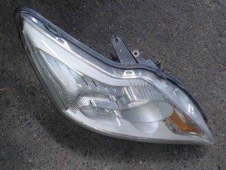 Optique avant droit Ford Focus 2 break 2008-2010 LP/15215, Autos : Pièces & Accessoires, Enlèvement, Utilisé, Ford