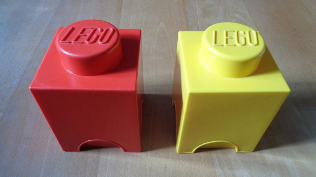 lego 2 opbergboxen rood en geel, Ophalen, Overige thema's, Lego, Zo goed als nieuw