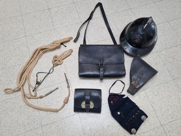 ABBL 1940 - Uitrusting Gendarme - Rijkswachter, Collections, Objets militaires | Seconde Guerre mondiale, Armée de terre, Enlèvement ou Envoi