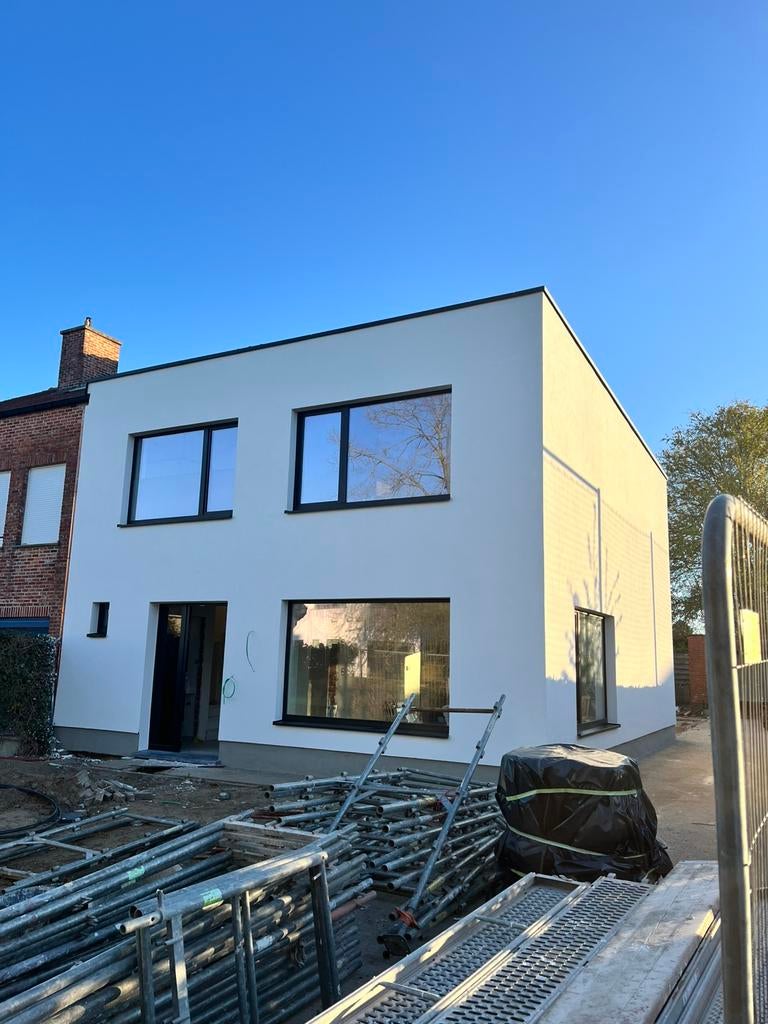 Vernieuwbouwwoning te Westerlo, 200 tot 500 m², 3 kamers, Hoekwoning, Verkoop zonder makelaar