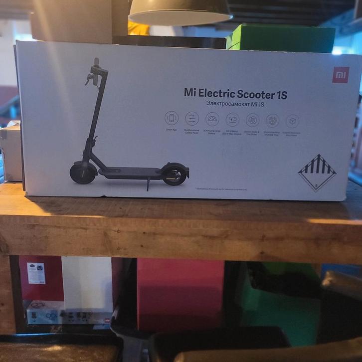 Mi Electric scooter 1S, Fietsen en Brommers, Steps, Nieuw, Elektrische step (E-scooter), Ophalen
