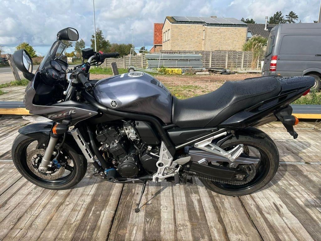 Yamaha	Fazer 1000, Motos, Motos | Yamaha, Entreprise, Plus de 35 kW, 1000 cm³