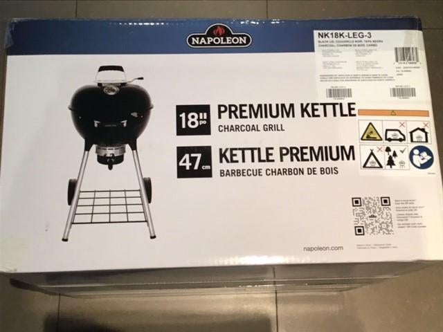 barbecue charbon Napoleon Charcoal Kettle premium 47 cm new, Jardin & Terrasse, Enlèvement, Neuf