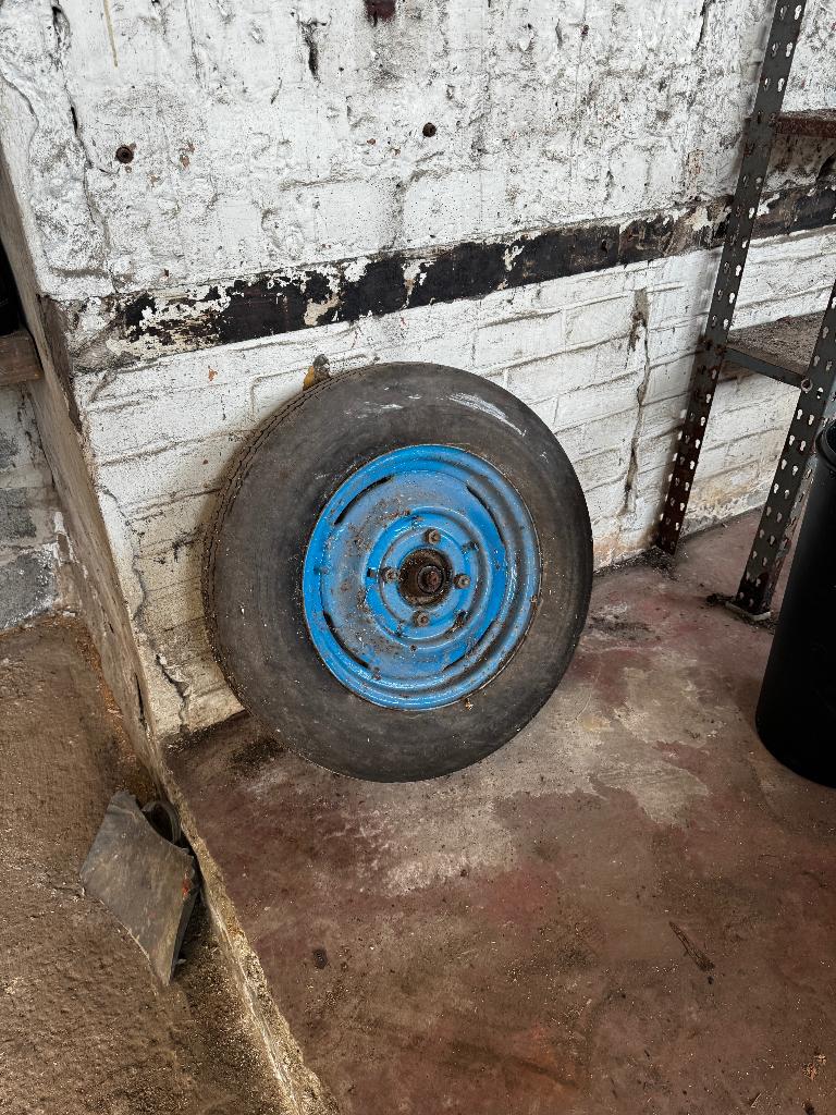 autowiel willys englebert, Auto-onderdelen, Banden en Velgen, Ophalen, 15 inch, All Season, Velg(en)