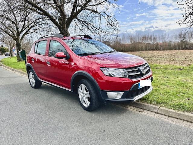 DACIA STEPWAY 1.0 is een GPS/AIR CO/CRUIS, Auto's, Dacia, Particulier, Sandero Stepway, Airbags, Airconditioning, Boordcomputer