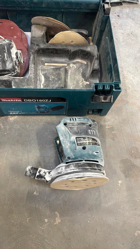 Makita db0180zj, Bricolage & Construction, Outillage | Ponceuses, Enlèvement, Comme neuf
