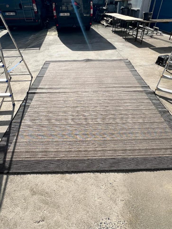 tapijt grijs polyester  240 x 335, Huis en Inrichting, Stoffering | Tapijten en Vloerkleden, Zo goed als nieuw, 200 cm of meer