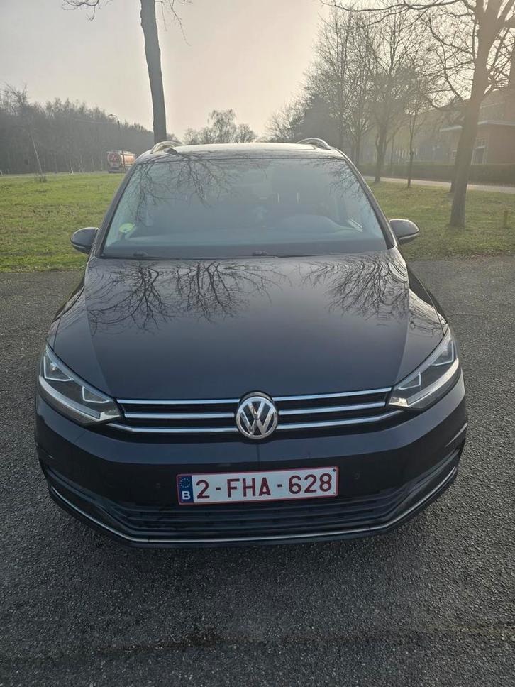Volkswagen Touran, Auto's, Volkswagen, Particulier, Touran, Diesel, Euro 6, 5 deurs, Handgeschakeld, Zwart, Ophalen