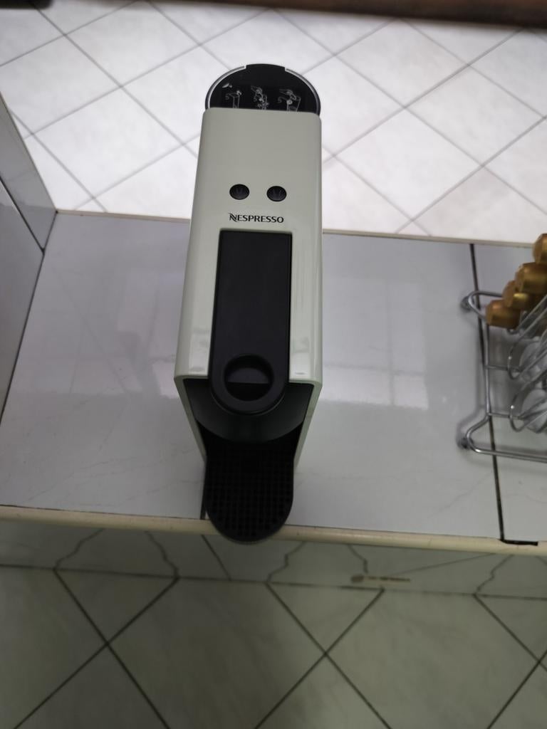 Krups Nespresso Essenza mini XN110, Ophalen