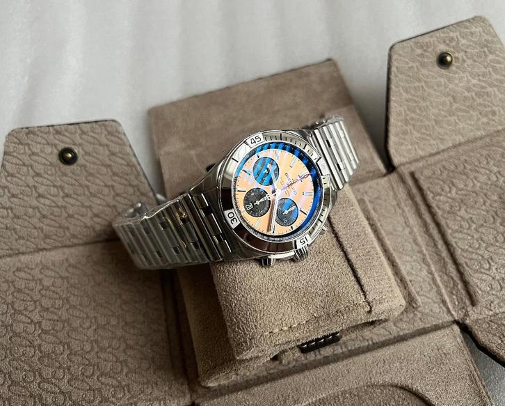 Breitling Chronomat B01 42 Bronze NEUVE, Bijoux, Sacs & Beauté, Montres | Hommes, Neuf, Montre-bracelet, Breitling, Acier, Acier