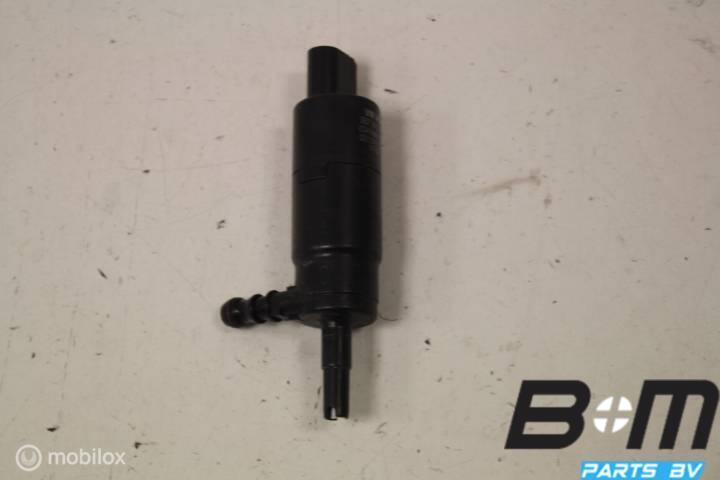 Koplampsproeierpomp Volkswagen Polo 9N3 GTI 3B7955681, Gebruikt