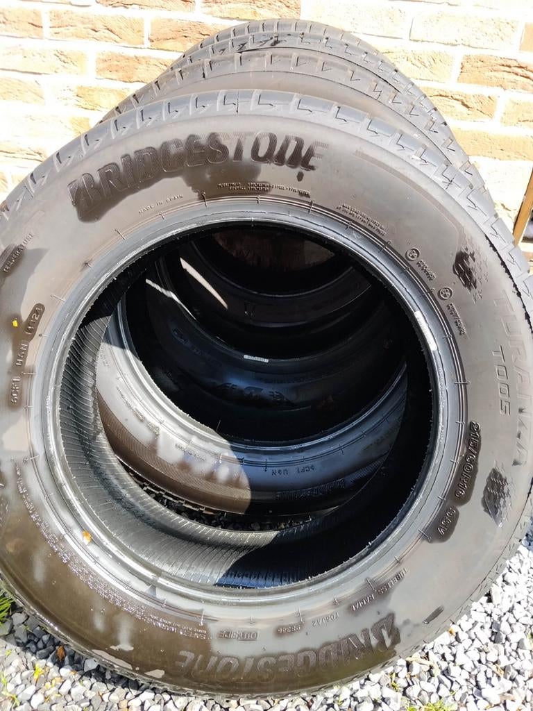 4 Pneus été Bridgestone turanza T005 215/60R16, Enlèvement