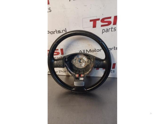 Volant d'un Volkswagen Touran, Autos : Pièces & Accessoires, Commande, Volkswagen, Utilisé, 3 mois de garantie, Enlèvement ou Envoi