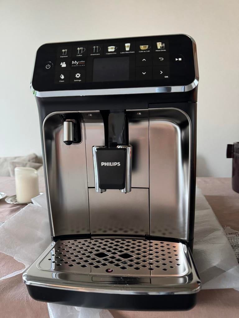 Philips 5400 Series - Espressomachine, Ophalen, Afneembaar waterreservoir, Gebruikt, 10 kopjes of meer