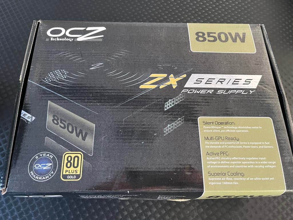 OCZ ZX 850W 80+ Gold Voeding – Compleet + Perfecte staat, Computers en Software, Interne voedingen, Zo goed als nieuw, Ophalen