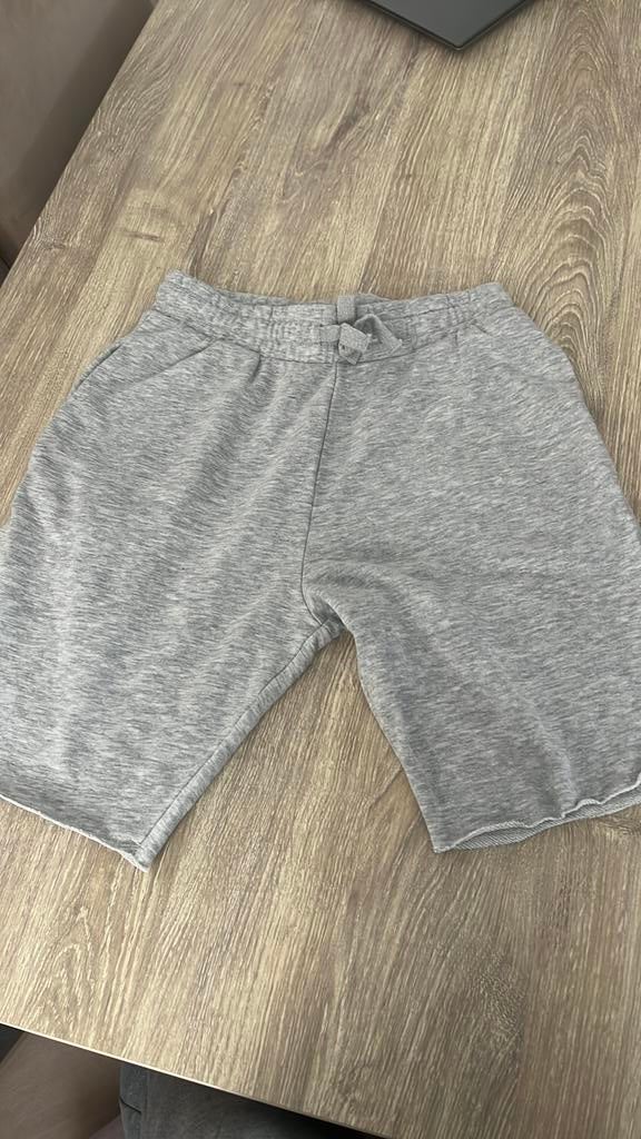 Grijze short, Kleding | Heren, Broeken en Pantalons, Ophalen, Zo goed als nieuw