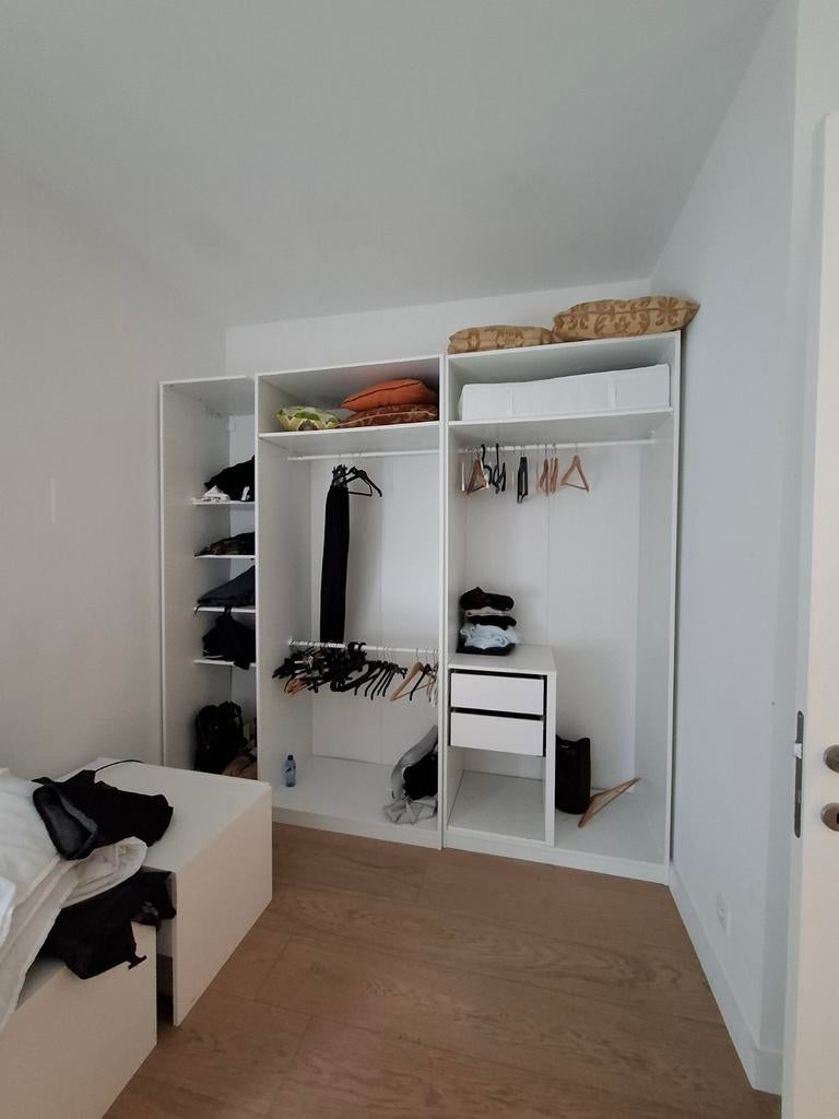 Wit Pax kast - 2 delen, ook mogelijk als hoekkast