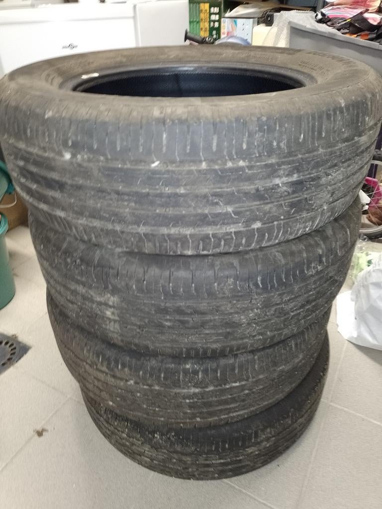 4 Pneus Continental 205/60 R16, Enlèvement