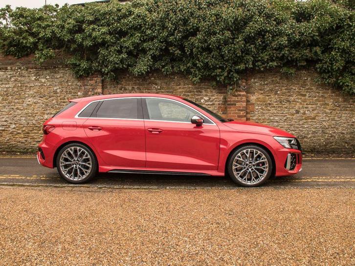 Jantes de performance Audi Rs3 avec pneus d'été de 19 pouces, Autos : Pièces & Accessoires, Pneus & Jantes, Pneus et Jantes, Pneus été