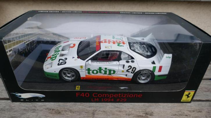 Hotwheels Elite 1/18 Ferrari F40 Comp LM 1994 #29 met OVP, Hobby en Vrije tijd, Modelauto's | 1:18, Zo goed als nieuw, Auto, Hot Wheels
