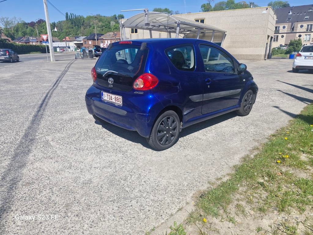 Toyota Aygo 1.0i essence, Autos, Toyota, Achat, Boîte manuelle, Berline, Aygo