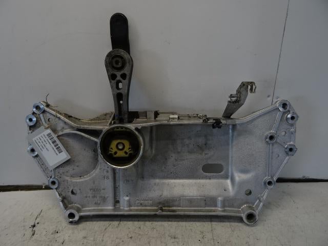 MOTORBALK Volkswagen Touran (1T1 / T2) (1K0199369F), Gebruikt, Volkswagen